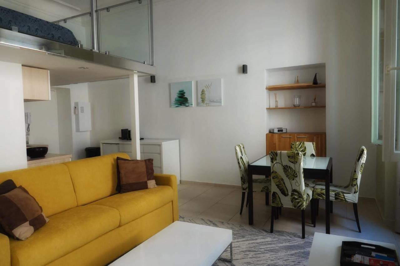 Alexandre Mari Old Town Few Meters To The Apartment